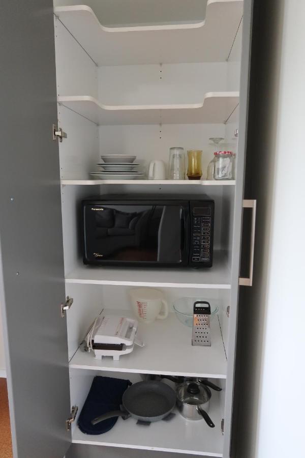 케리케리 Cosy Nights - Modern, Self-Contained With Parking 아파트 외부 사진